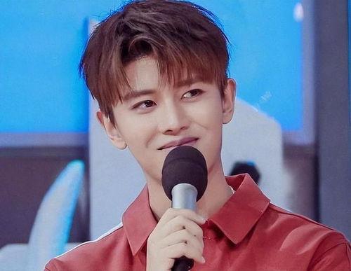 任嘉伦今日爆料,揭秘演艺圈幕后真相